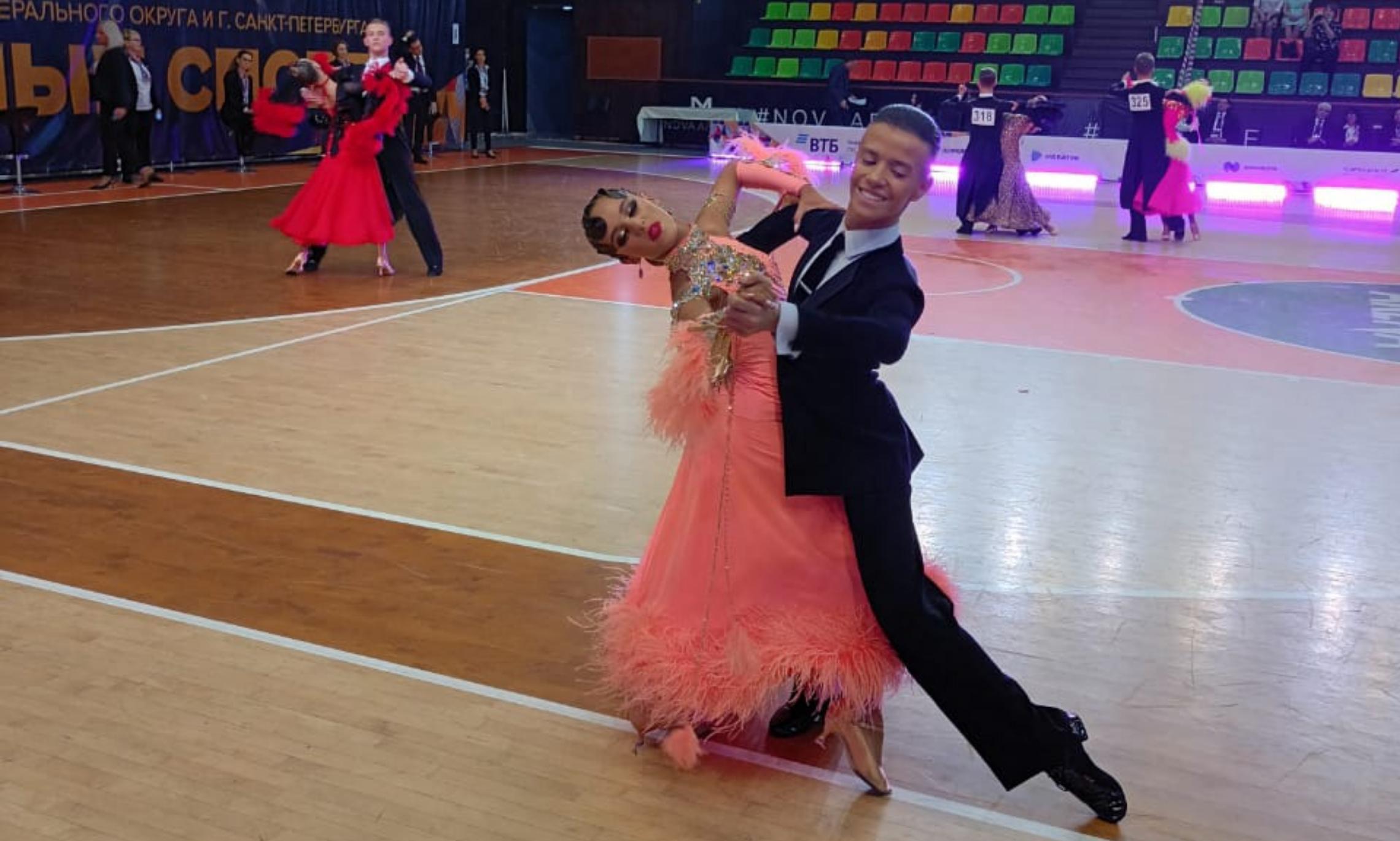 Танцевальные дуэты Поморья завоевали девять медалей на зональном турнире